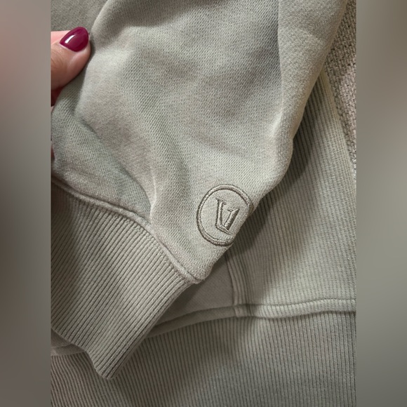 Vuori Olive Green Half-Zip Women's Top - Picture 5 of 6